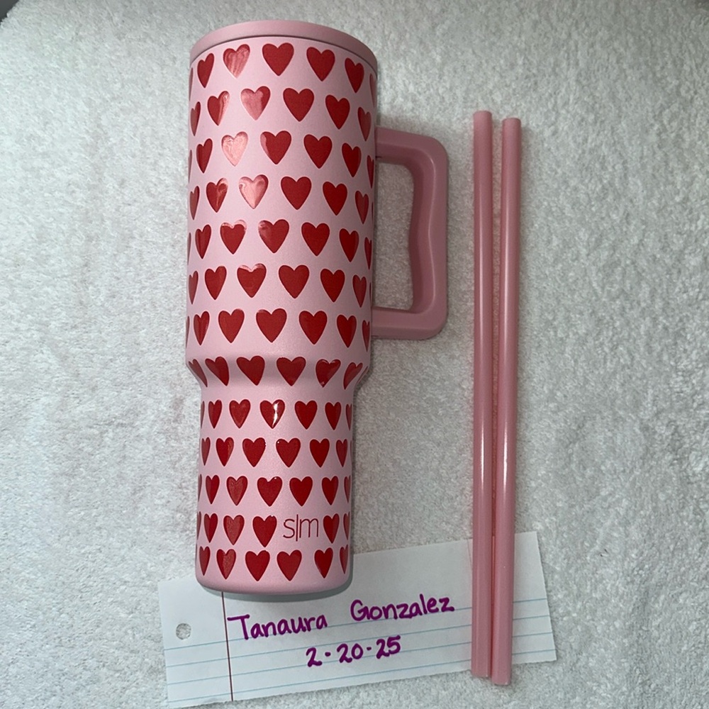 EUC Simple Modern hearts 40oz trek tumbler.